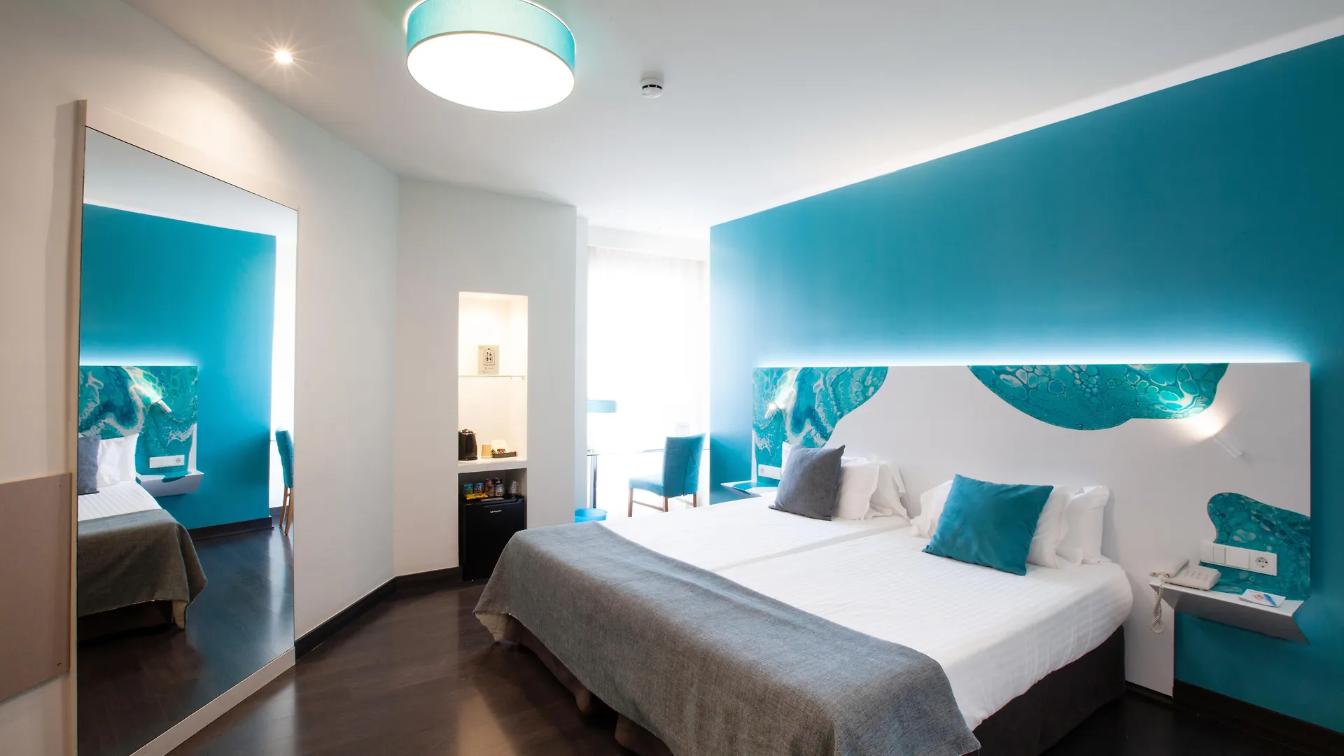 Hotel Concordia Barcelona 4*,