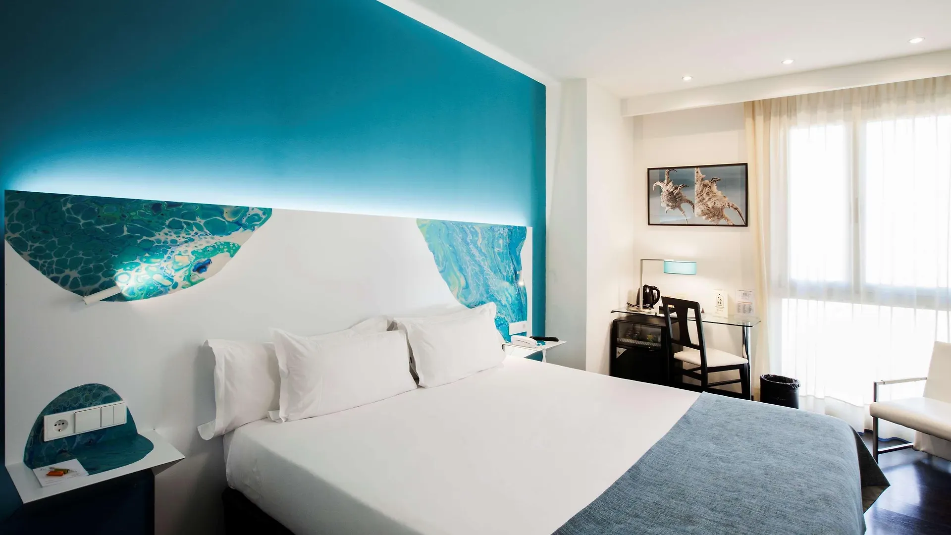 Hotel Concordia Barcelona 4*,  Spain